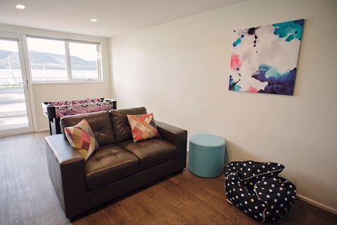 The Holiday Home People - Hobart Tourism 10