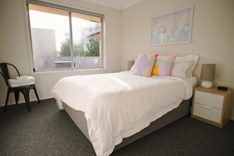 The Holiday Home People - Hobart Tourism 12
