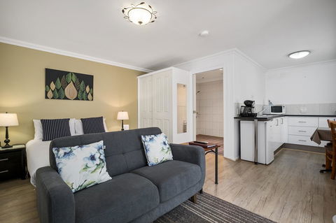 Oyster Cove Chalet - Hobart Tourism 2