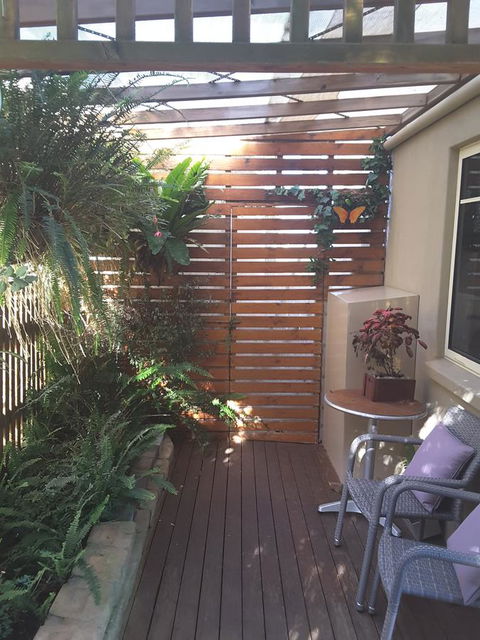 On The Terrace - Tourism TAS 9