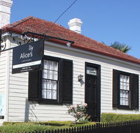 Alice's Cottages - Tourism TAS