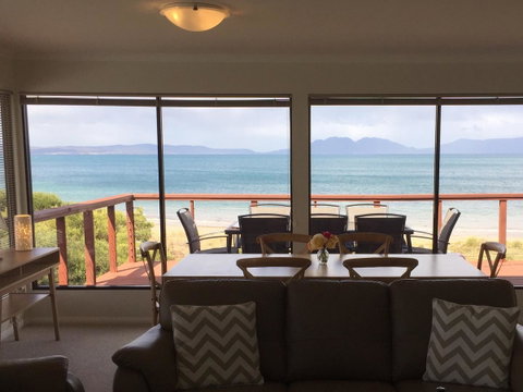 Swansea Beach House Oceanfront - Tourism TAS 15