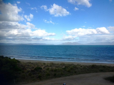 Swansea Beach House Oceanfront - Tourism TAS 9