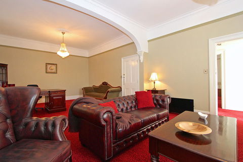 Grosvenor Court Apartments - Tourism TAS 12