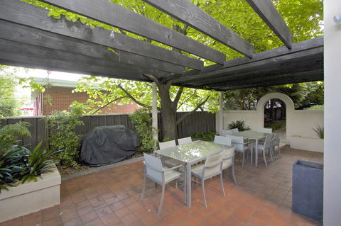 Grosvenor Court Apartments - Tourism TAS 29