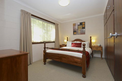 Grosvenor Court Apartments - Tourism TAS 3
