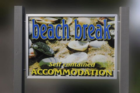 Beach Break Bicheno - Hobart Tourism 3