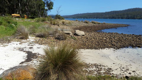 Four Seasons Waterfront Villas - Tourism TAS 24