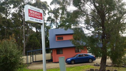 Four Seasons Waterfront Villas - Tourism TAS 16