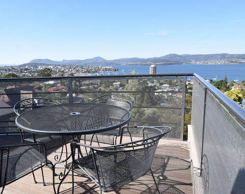 Studioat10 - Hobart Tourism 5