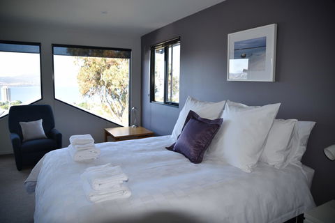 Studioat10 - Hobart Tourism 6