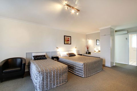 Tamar River Villas - Tourism TAS 2