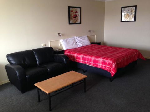 Tamar River Villas - Tourism TAS 13