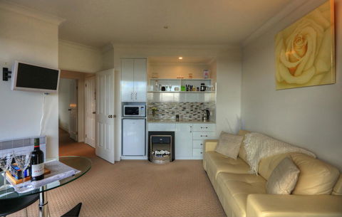 Sheer Pleasure Accommodation - Tourism TAS 29