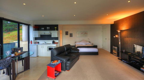Sheer Pleasure Accommodation - Tourism TAS 12