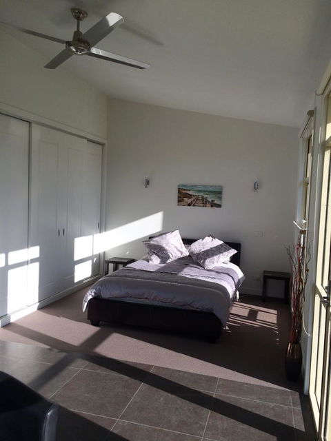 Riverwalk B&B - Hobart Tourism 43
