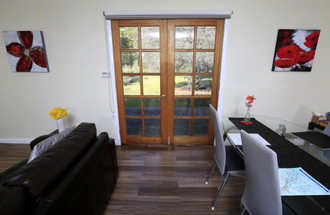 Riverwalk B&B - Hobart Tourism 6