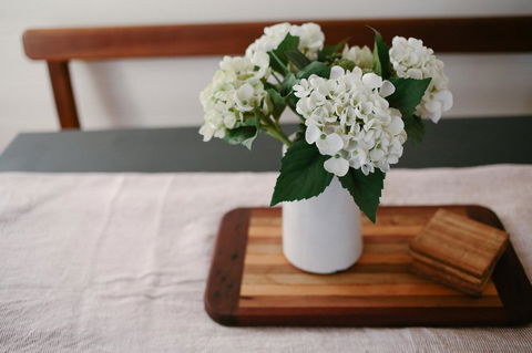 Old White Church Bed & Breakfast - Hobart Tourism 17