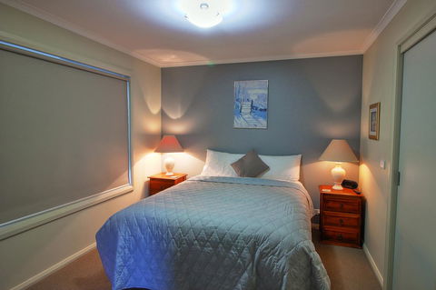Hobart Villa - Tourism TAS 6