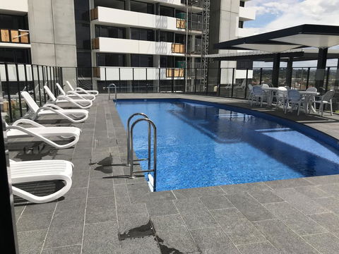 New Luxurious Skyview 2Bedroom Apartment Liverpool - Tourism TAS 2
