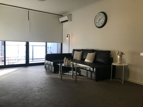 New Luxurious Skyview 2Bedroom Apartment Liverpool - Tourism TAS 3