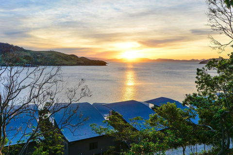 NEWLY BEAUTFULLY RENOVATED 16 The Casuarina - 3 Bedroom House With 180 Degree Ocean Views - Tourism TAS 0