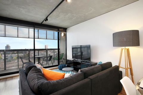 NGV Art Centre Retreat - StayCentral - Tourism TAS 2