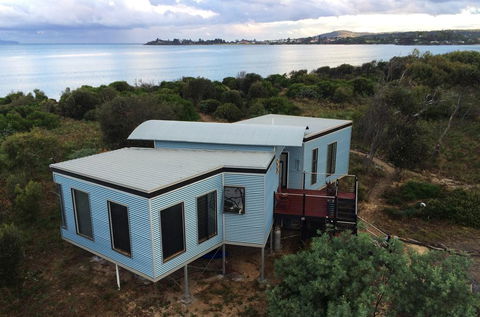 Nine Mile Escape - Tourism TAS 3