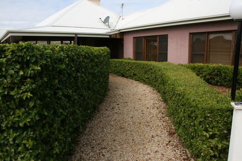 Nirvana Vista Estate - Tourism TAS 3
