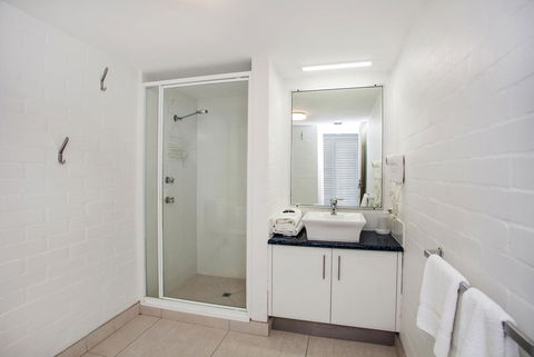 Noosa International Resort - Hobart Tourism 1