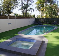 Noosa Parade Holiday Inn