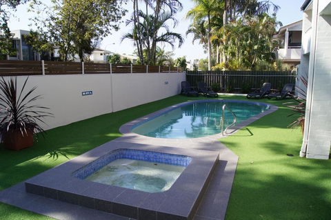 Noosa Parade Holiday Inn - Hobart Tourism 0