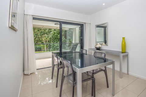 Noosa Springs Golf & Spa Resort - Hobart Tourism 2