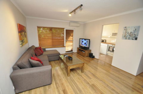 North Ryde Self-Contained One-Bedroom Apartment (7KHRT) - Tourism TAS 2