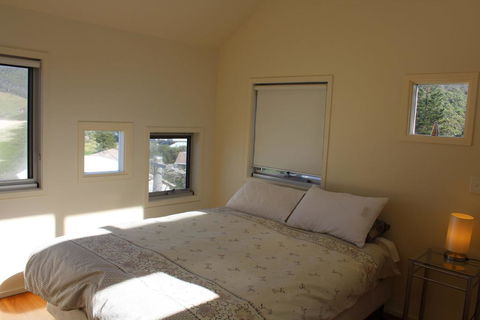 NORTHPOINT 1 - Tourism TAS 1