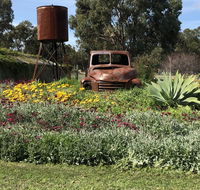 Nutcrackers Lodge - Hobart Tourism