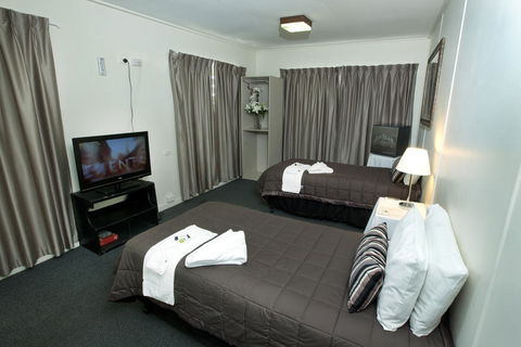 O'Sheas Windsor Hotel - Hobart Tourism 0