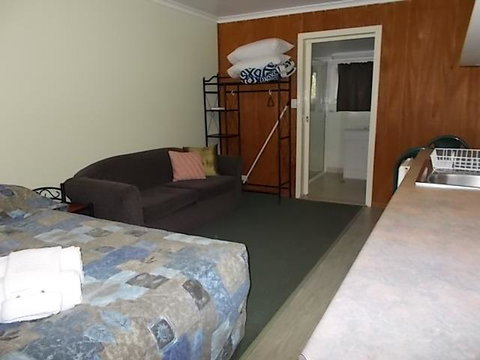 Oakridge Motel Tourist Park - Tourism TAS 0