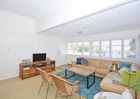 Ocean Breeze Hervey Bay - Hobart Tourism 2