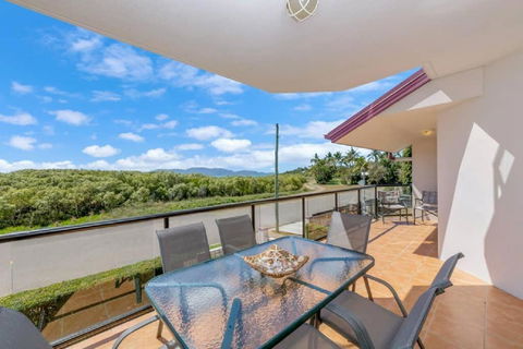 Ocean Breeze, Near Parks And Rowes Bay - Tourism TAS 2