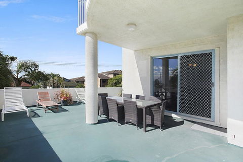 Ocean Palms, Unit 2 - The Entrance, NSW - Hobart Tourism 3