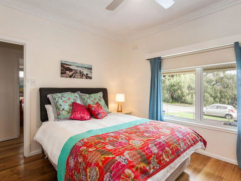 OCEAN SOUNDS - Anglesea - Hobart Tourism 1