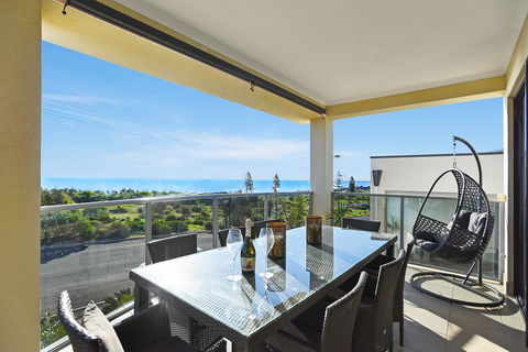 Ocean View Moana - Hobart Tourism 0
