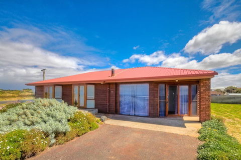 Ocean Vista - Hobart Tourism 0