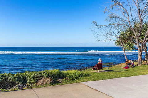 OCEAN WAVES - WiFi - Tourism TAS 2