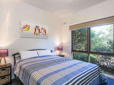 OCEANS 12 - ANGLESEA - Tourism TAS 1