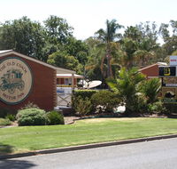 Old Coach Motor Inn Echuca - Hobart Tourism
