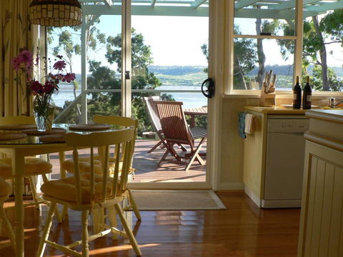 Olive's Cottage - Hobart Tourism 0