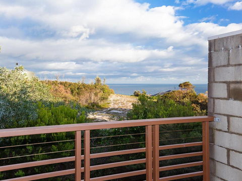 One Mile Ridge', 12a/26 One Mile Close - Stunning Views, Air Con, Infinity Pool - Tourism TAS 0
