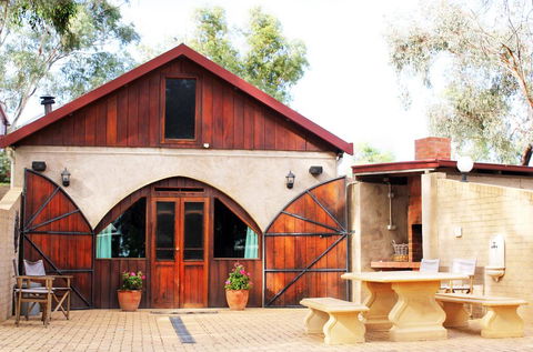 Outback Cellar & Country Cottage - Hobart Tourism 0
